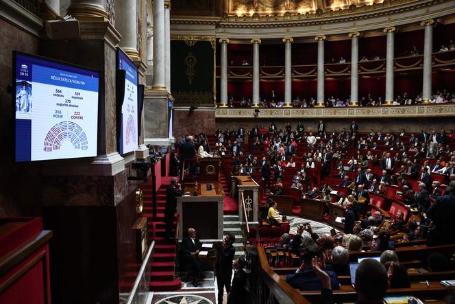 Vote on the 'Duplomb law' on agriculture, which aims to reintroduce a pesticide for certain crops, at the Assemblée Nationale in Paris, July 8, 2025.