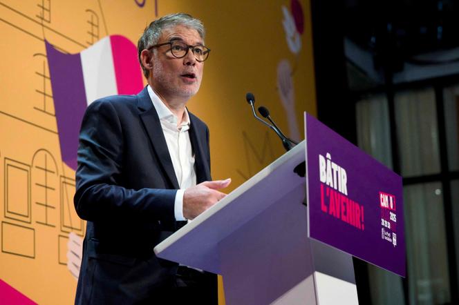 First secretary of France's Socialist party Olivier Faure delivers a speech at the Left party's Campus in Blois, central France on August 29, 2025.