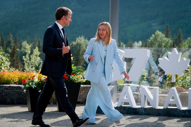 French President Emmanuel Macron and Italian Prime Minister Giorgia Meloni in Kananaskis, Canada, June 16, 2025.