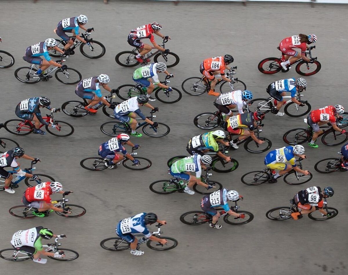 Road race photographed from above.